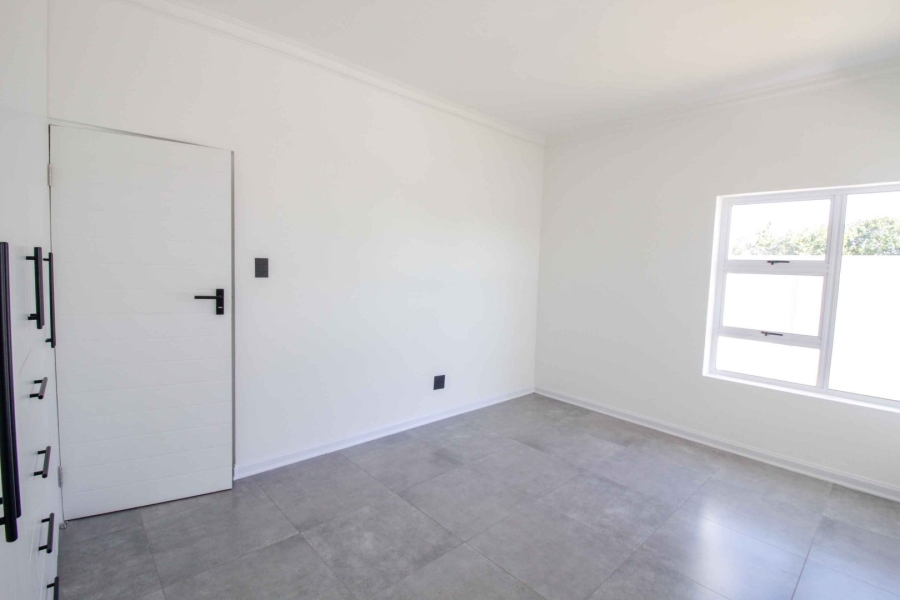 3 Bedroom Property for Sale in Aston Bay Eastern Cape